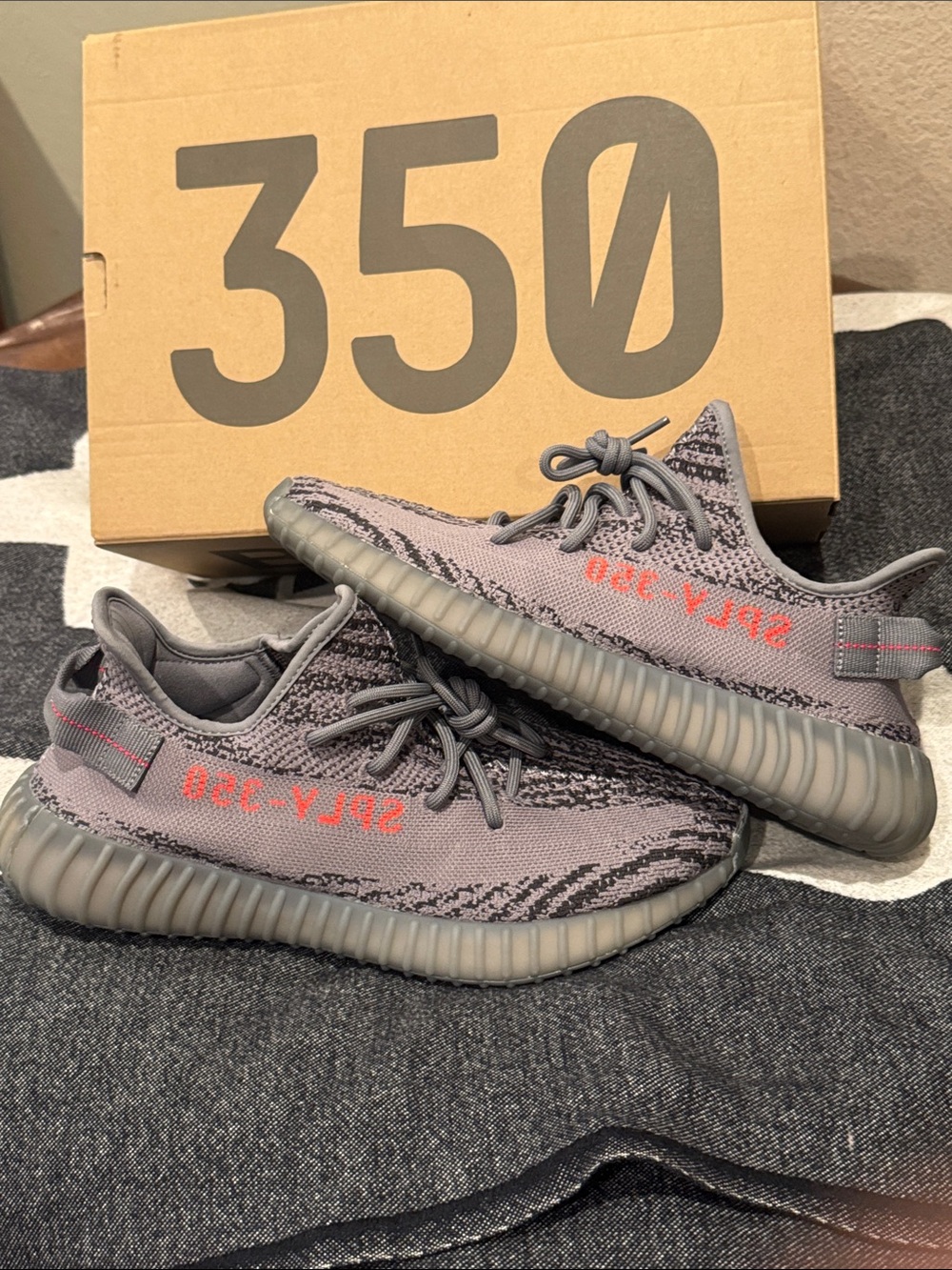 Yeezy Boost 350 V2 BELUGA 🐳 2.0 ~ 9.5M
